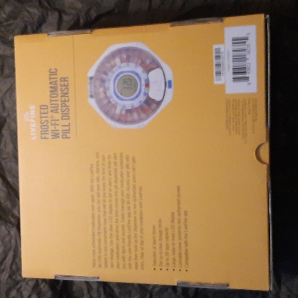 Livefine WiFi Automatic Pill Dispenser - Picture 2 of 5